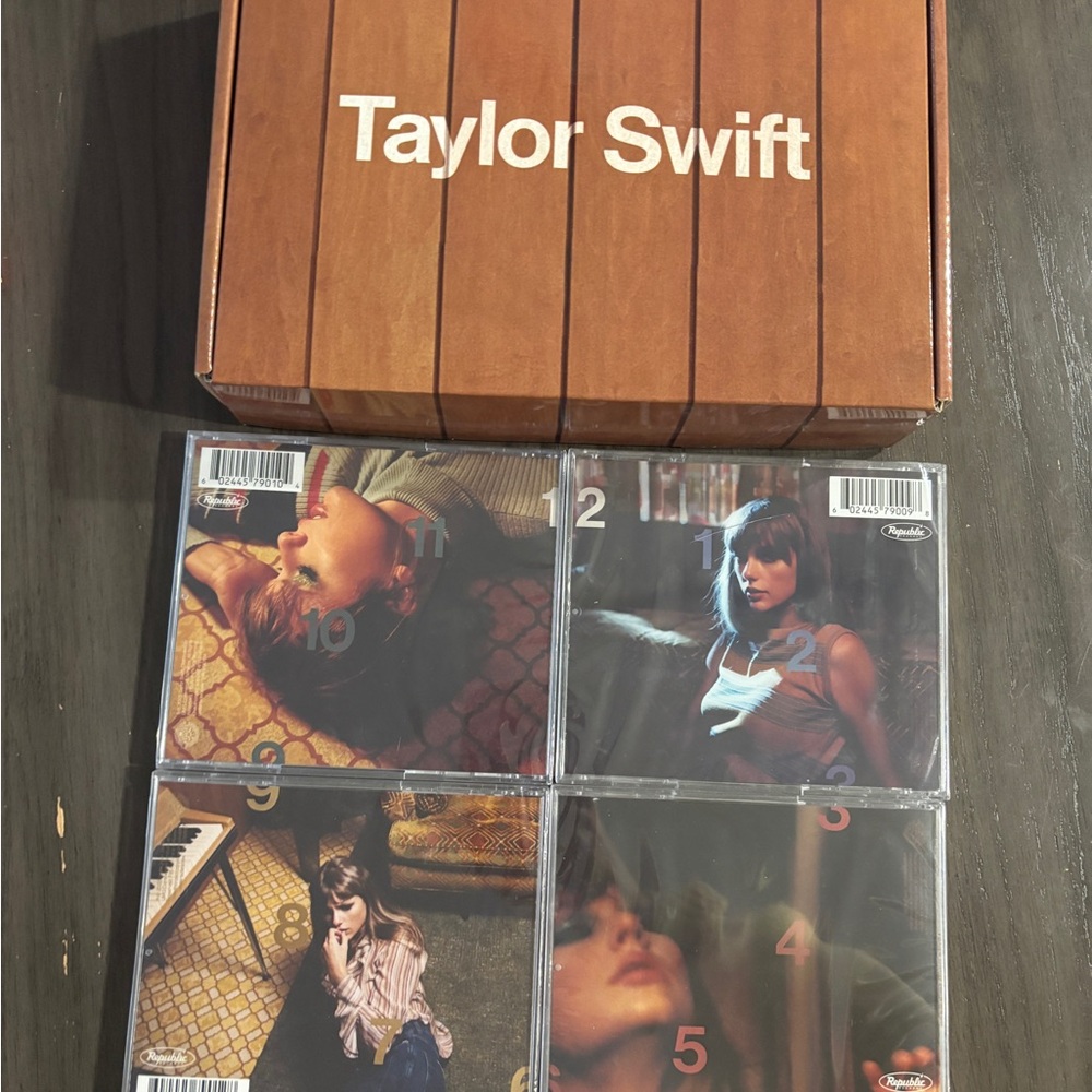 Taylor Swift Midnights Clock with CDs - unopened!